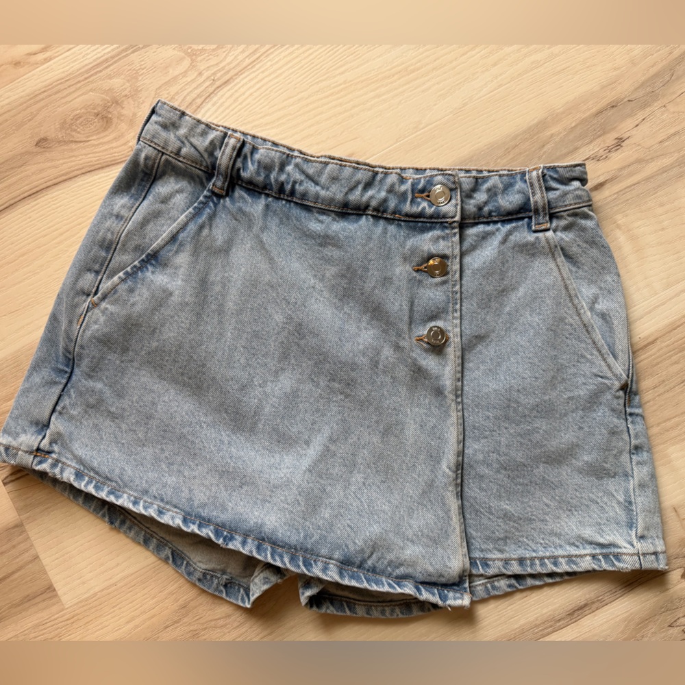 Zara Light Denim Skort Y2K women Medium Button Front w hidden zipper